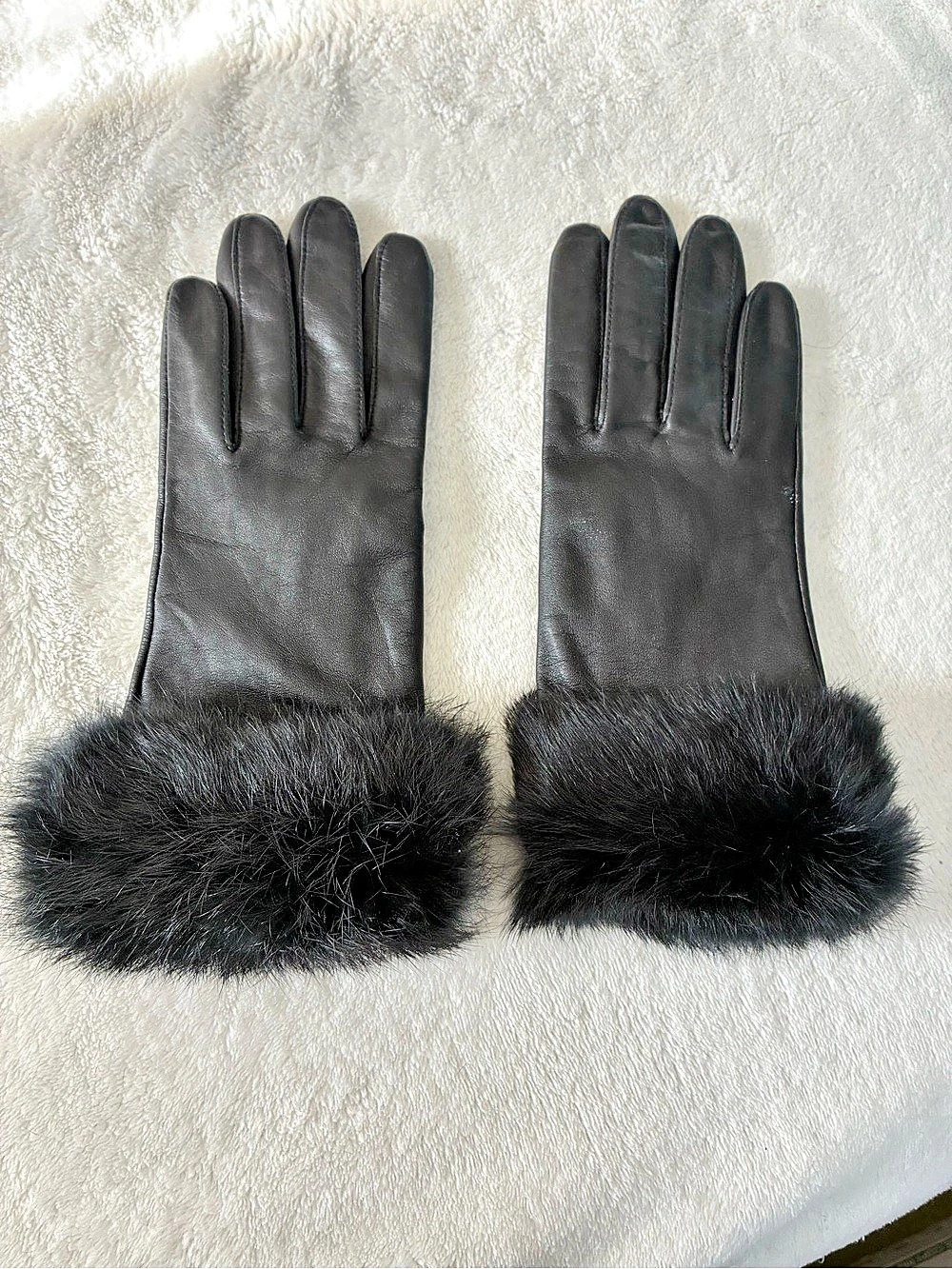 Vintage UGG Genuine Leather Gloves with Real Rabbit Fur Trim Cuff XL